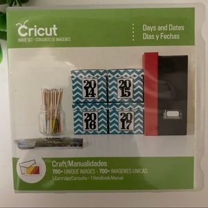 CRICUT: Days and Dates